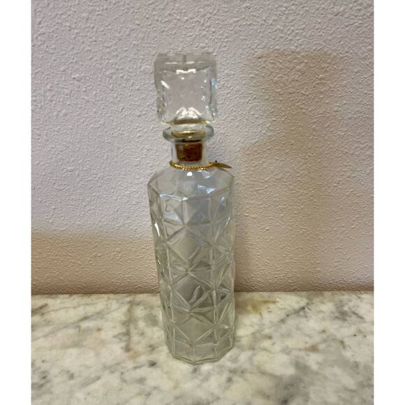 Vintage antique round Vodka cut glass decanter - Picture 6 of 8